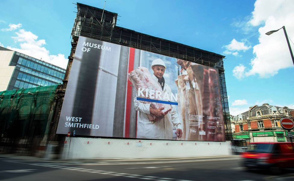 scaffold graphics for the museum of london